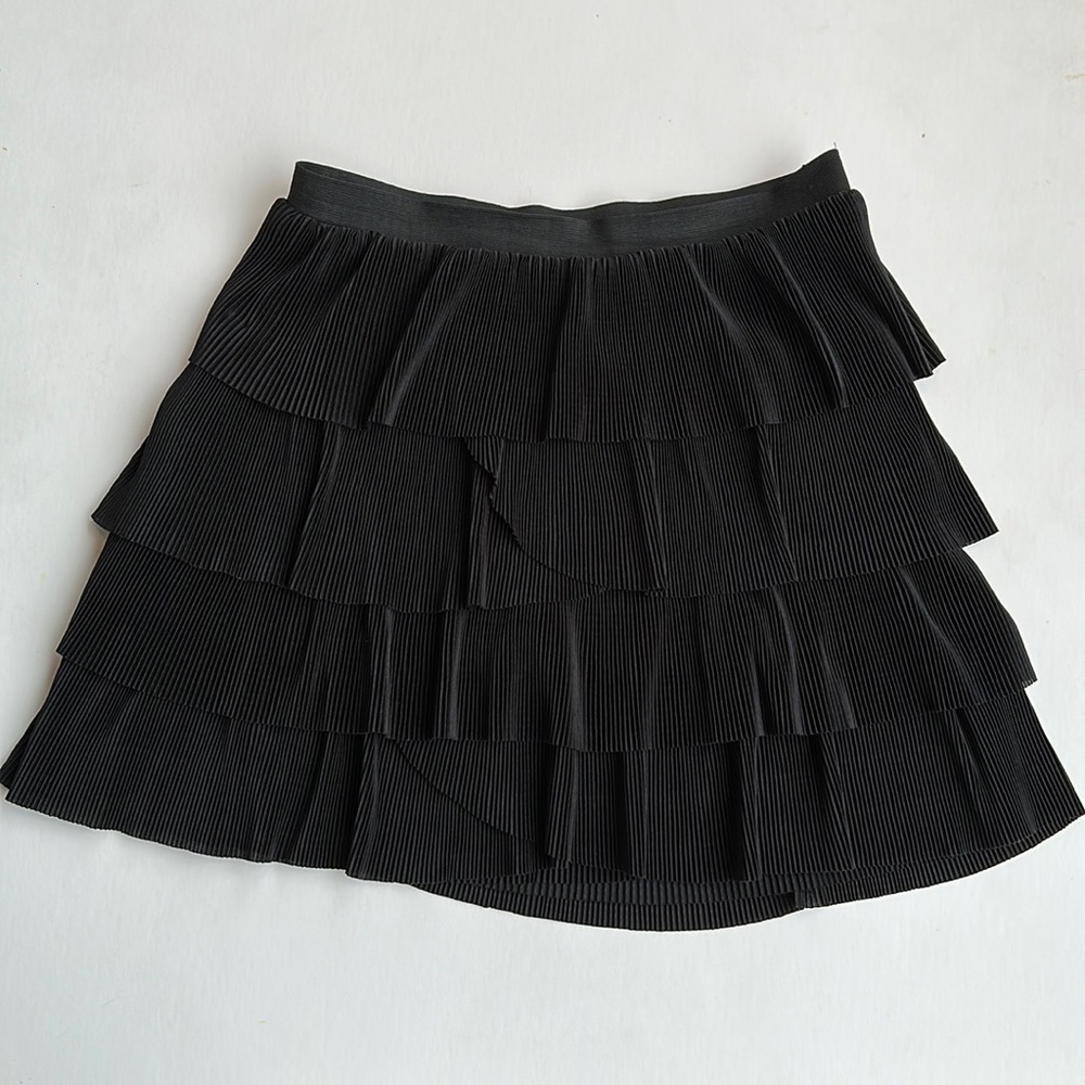 H&M Black Mini Skirt